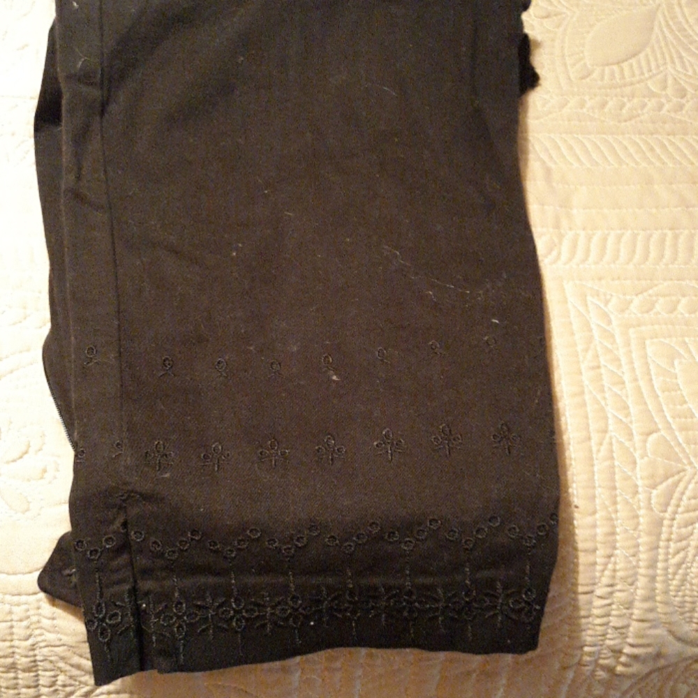 Jeans - Picture 7 of 16